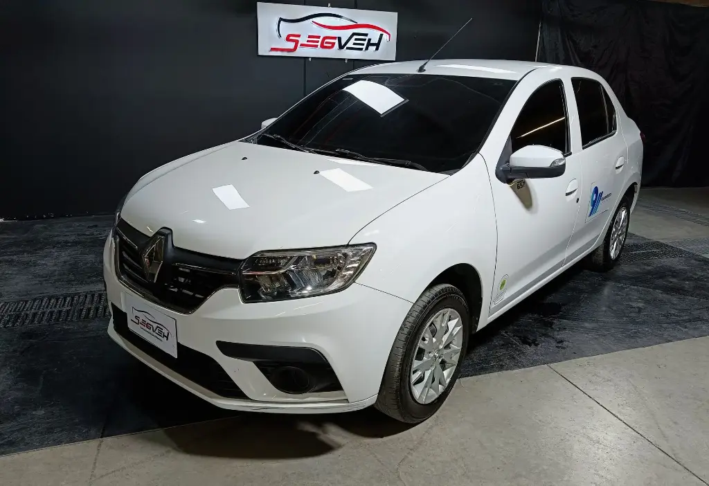 RENAULT LOGAN LIFE PUBLICO MT 2023