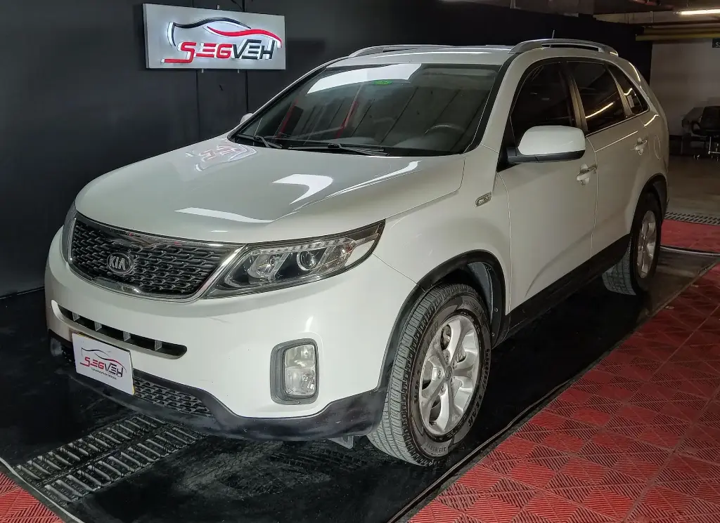KIA SORENTO RADICAL 7P AT 2015