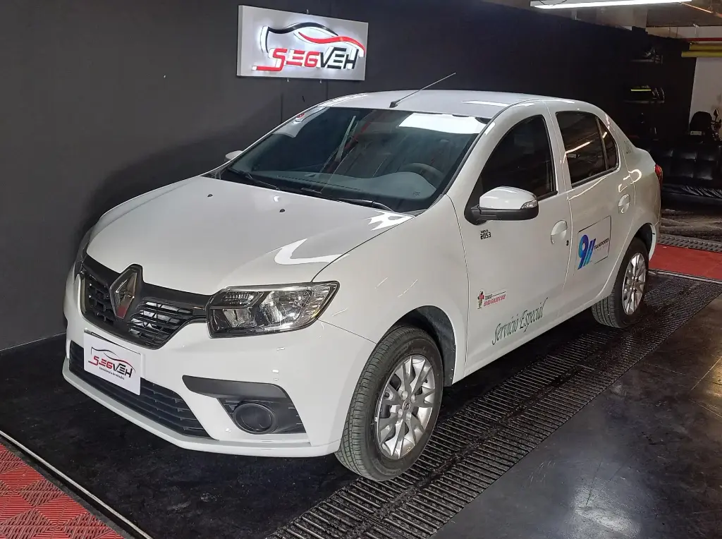 RENAULT LOGAN LIFE PUBLICO MT 2025