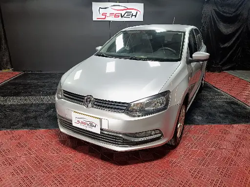 VOLKSWAGEN	POLO	TRENDLINE	2016